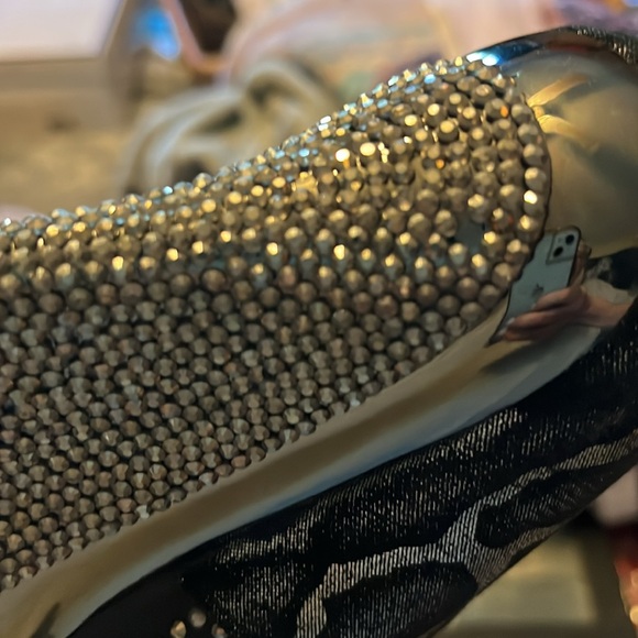 Gorgeous shoes !!! Bought a 7 😑too big for me... - Picture 10 of 10